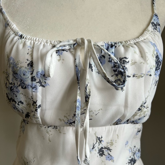 Abercrombie & Fitch floral dress. Size S - Picture 3 of 4
